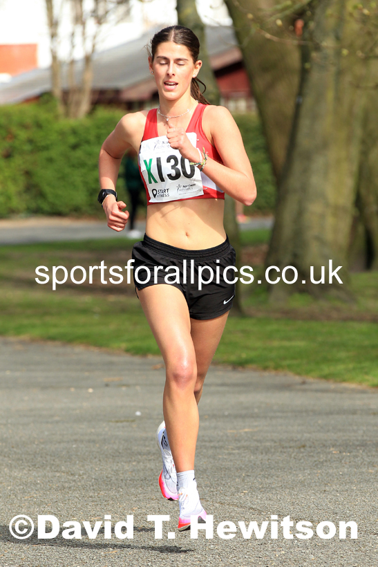 Senior Womens Northern 6 Stage Road Relay, 2022 Northern 12 and 6 Stage Road Relays,  Birkenhead Park, Birkenhead, Wirral.  Photo: David T. Hewitson/Sports for All Pics